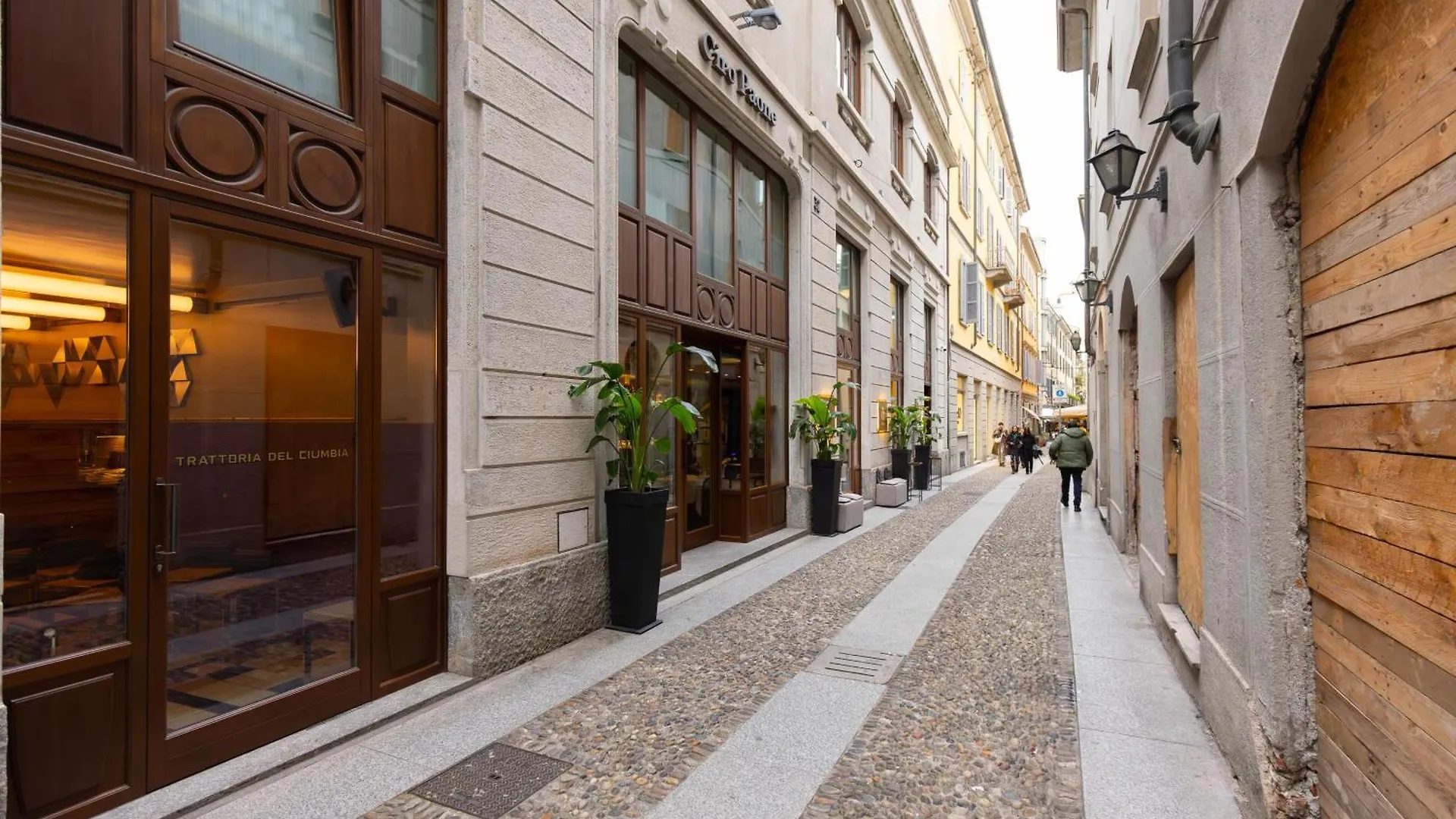 Divi Apartments Brera Suite Milan Italy
